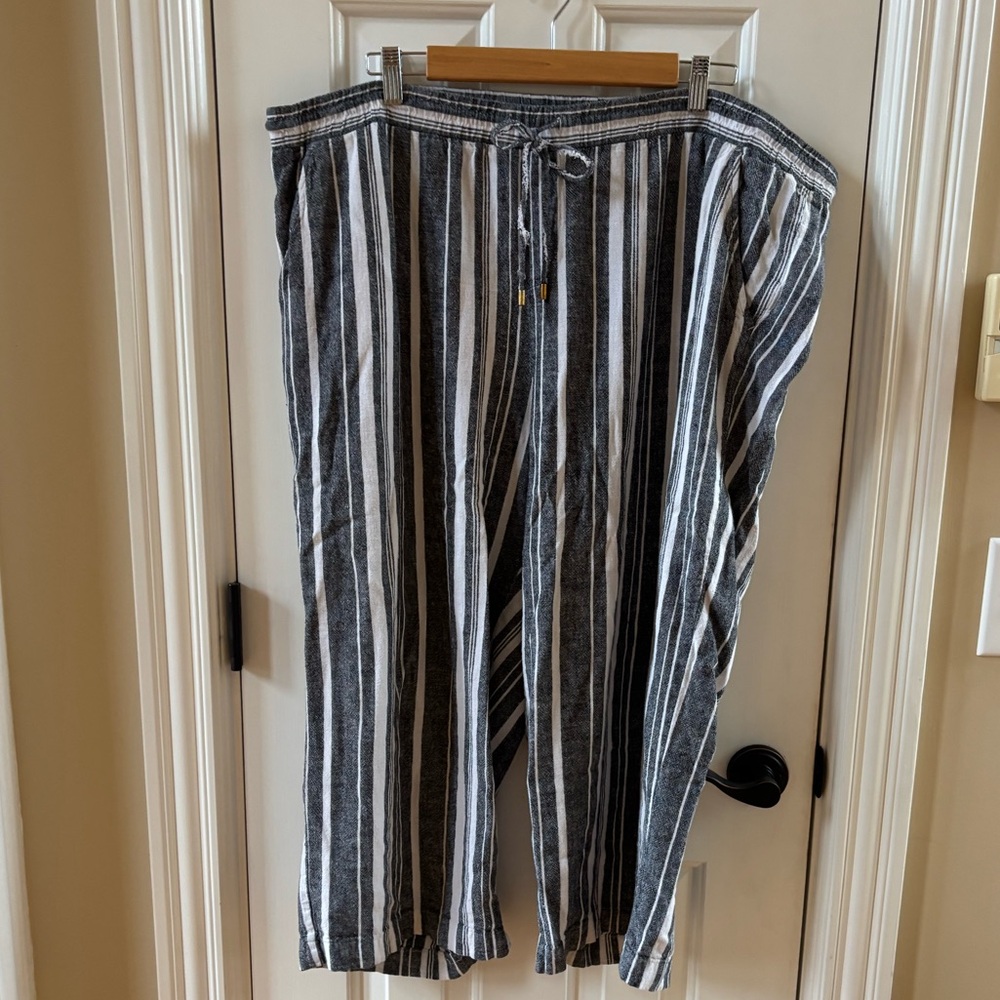 Women’s cropped palazzo pants, size 2X